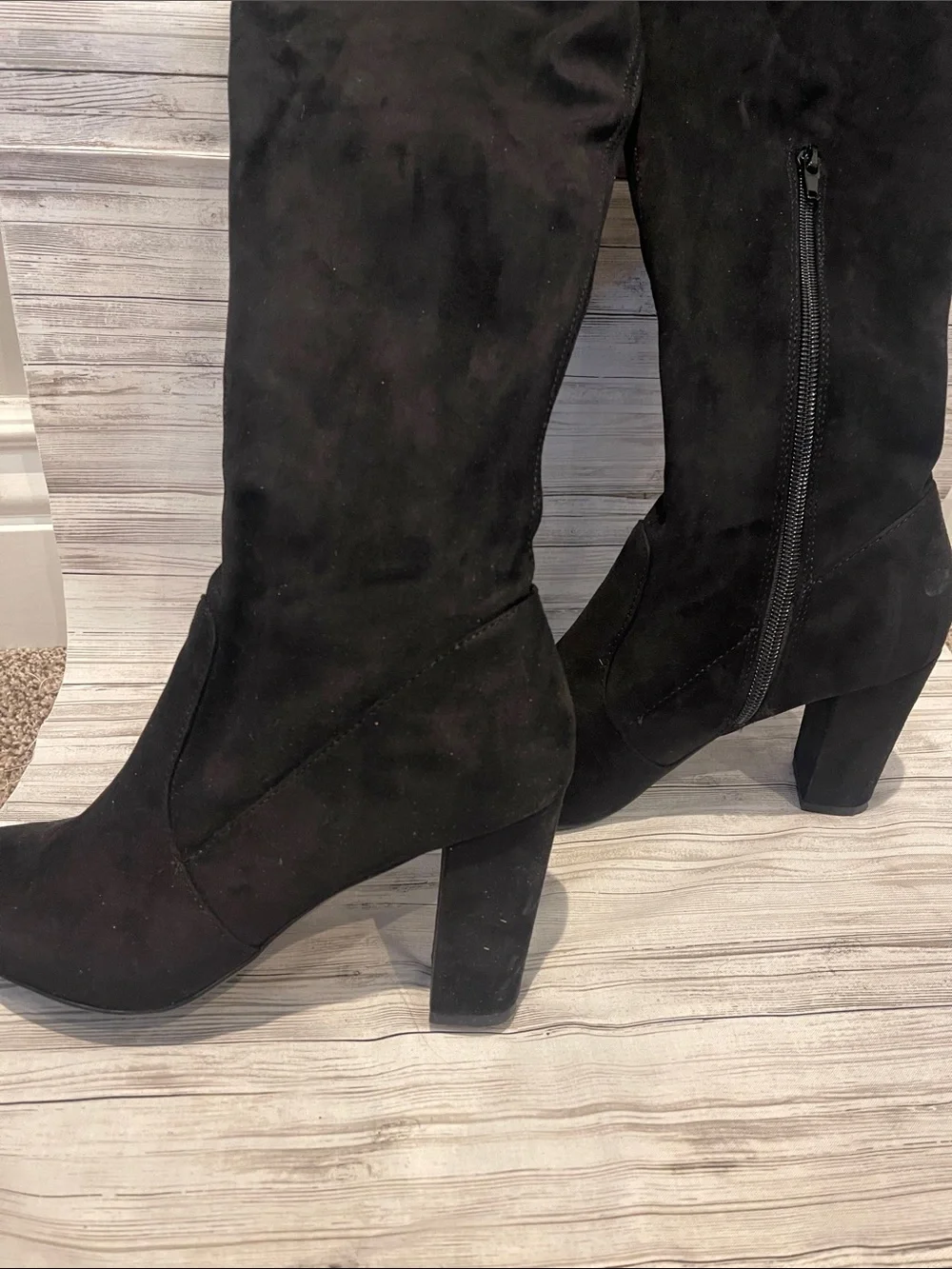 Chinese Laundry Brinna Suedette Boots in Black size 8
